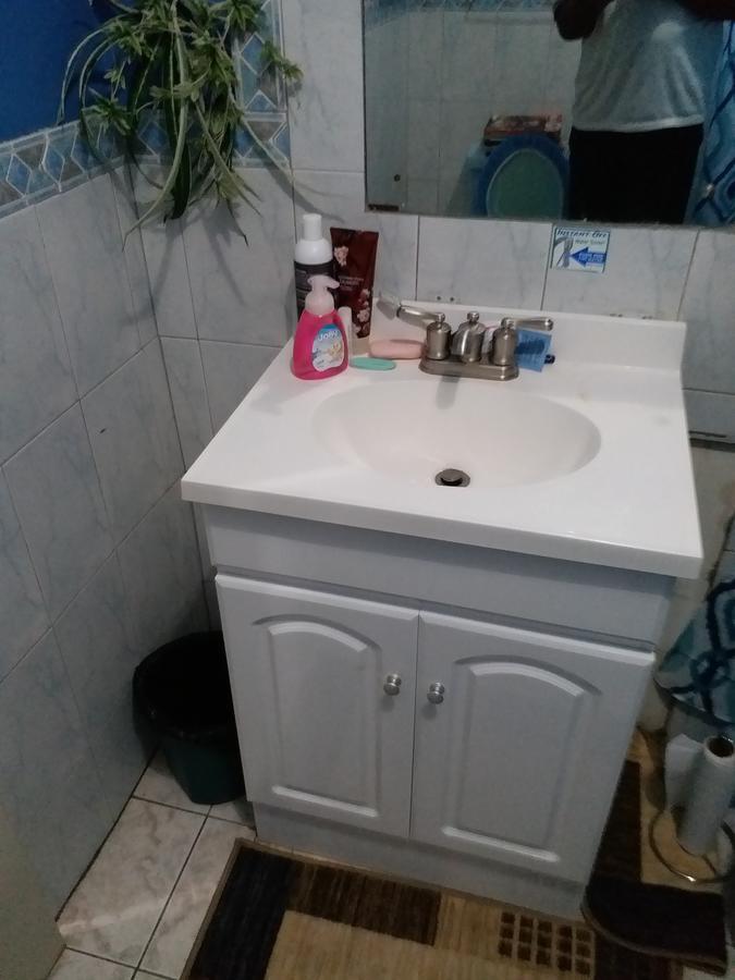 Cozy Apartment 3 金斯敦 外观 照片