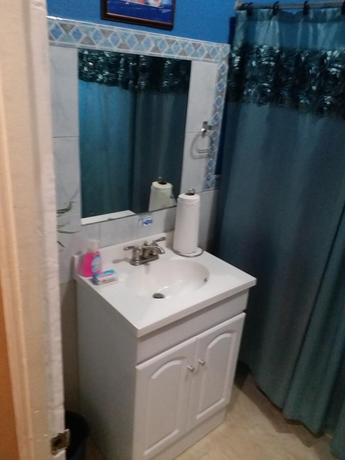 Cozy Apartment 3 金斯敦 外观 照片